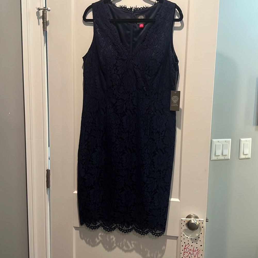 BRAND NEW NAVY VINCE CAMUTO LACE DRESS
